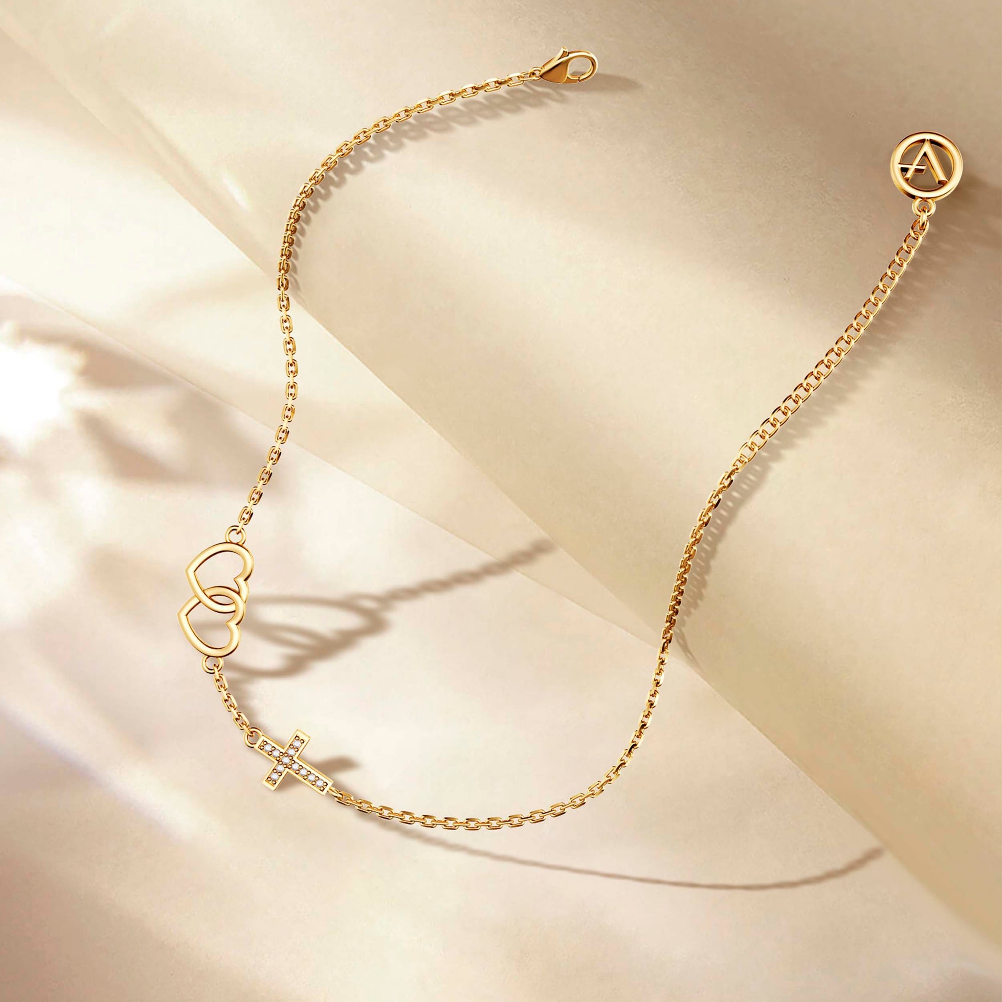 Interlocking Heart to Heart Bracelet - vanimy