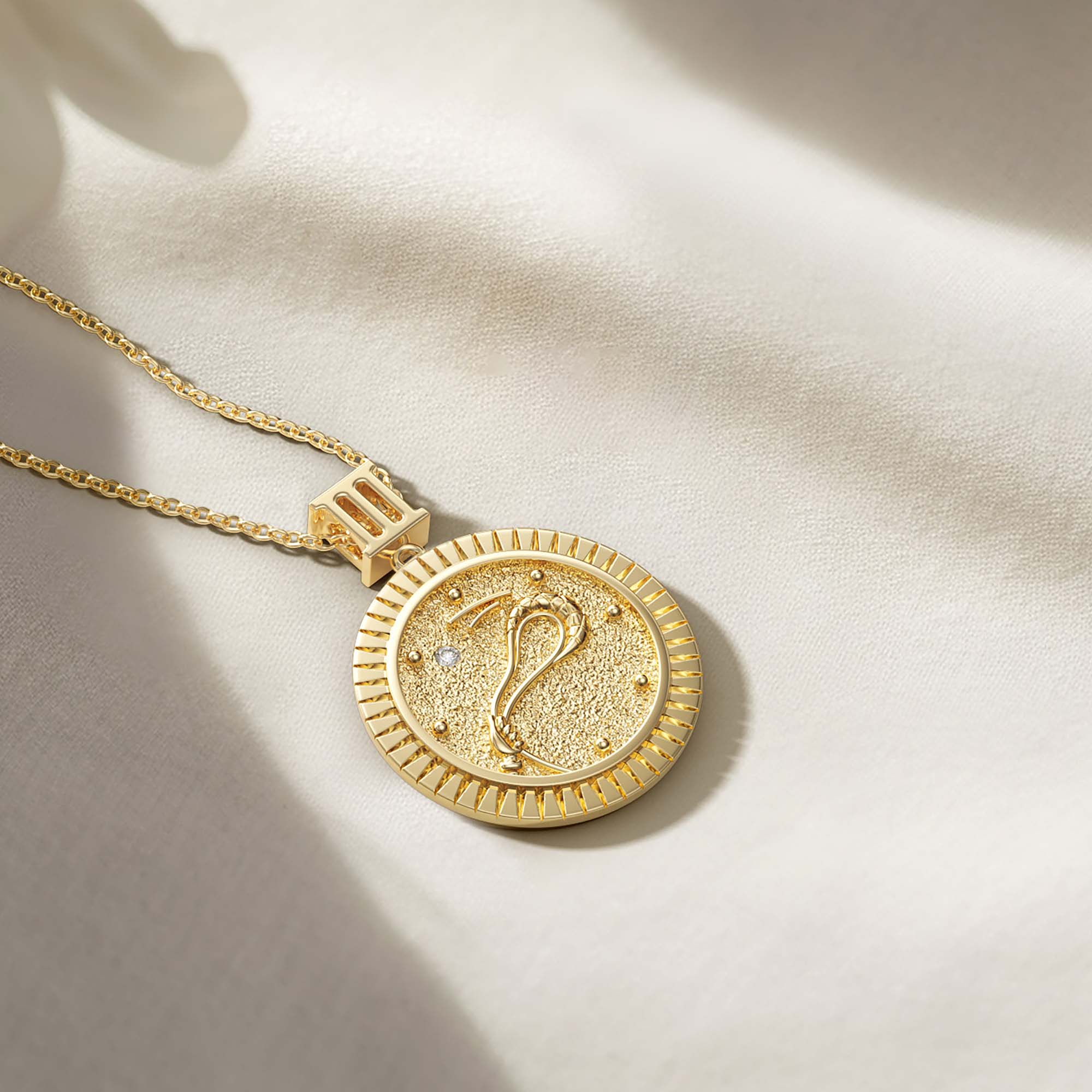 Promised Land Strength & Bravery Coin Medallion Necklace - vanimy