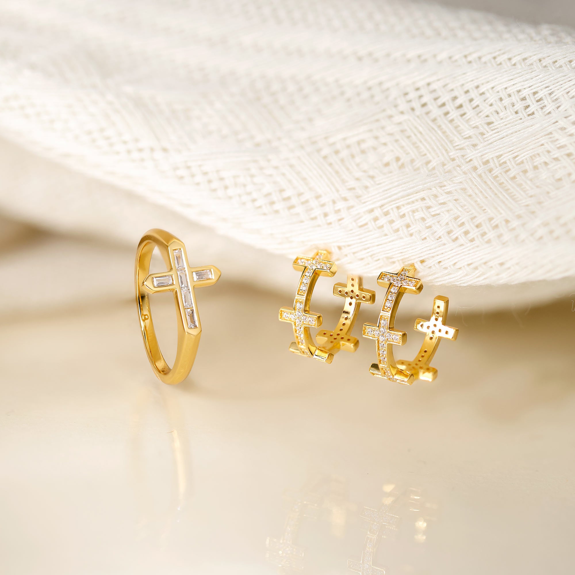 Half Hoop Five Cross Stud Earrings