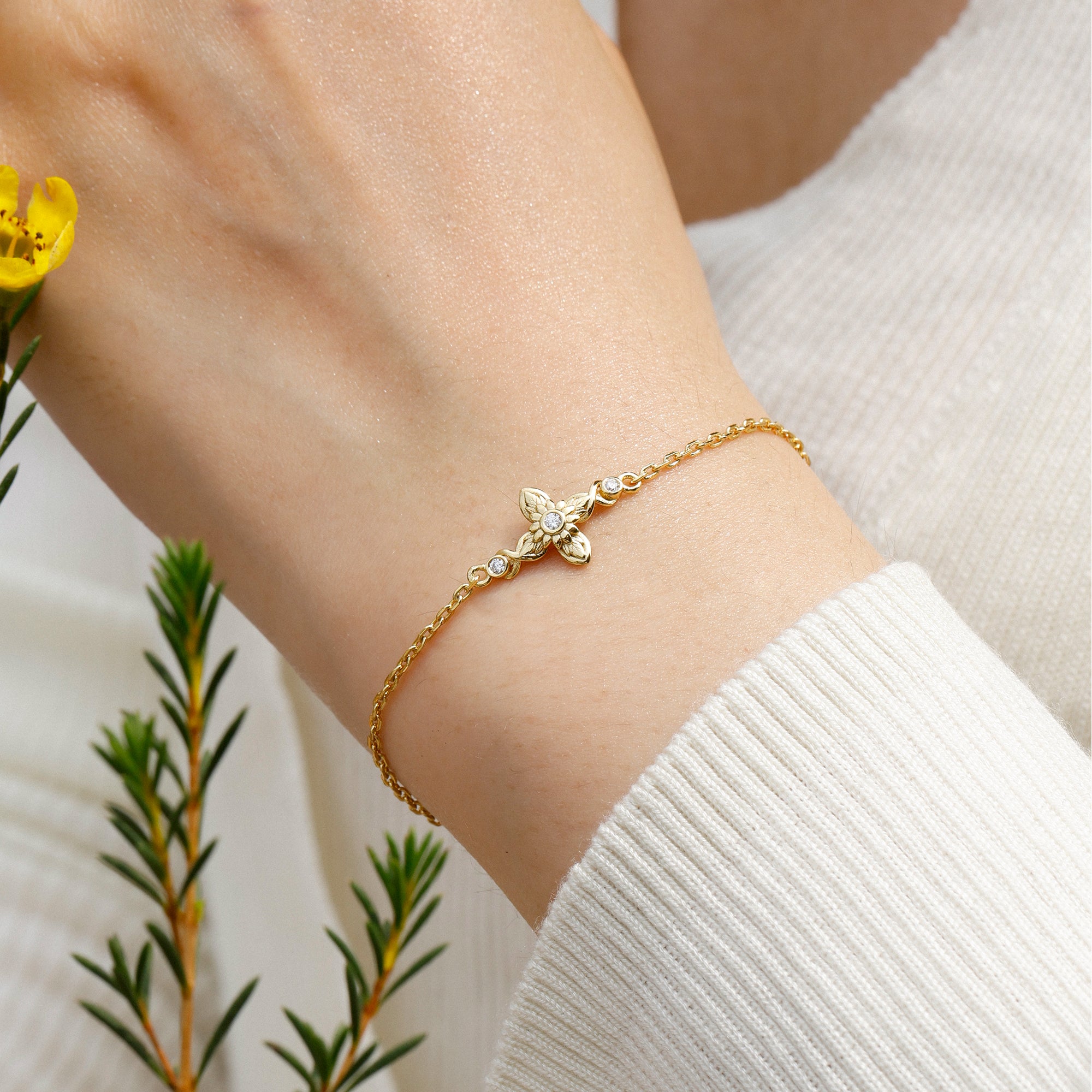 Blumenkreuz November Sonnenblumen Armband