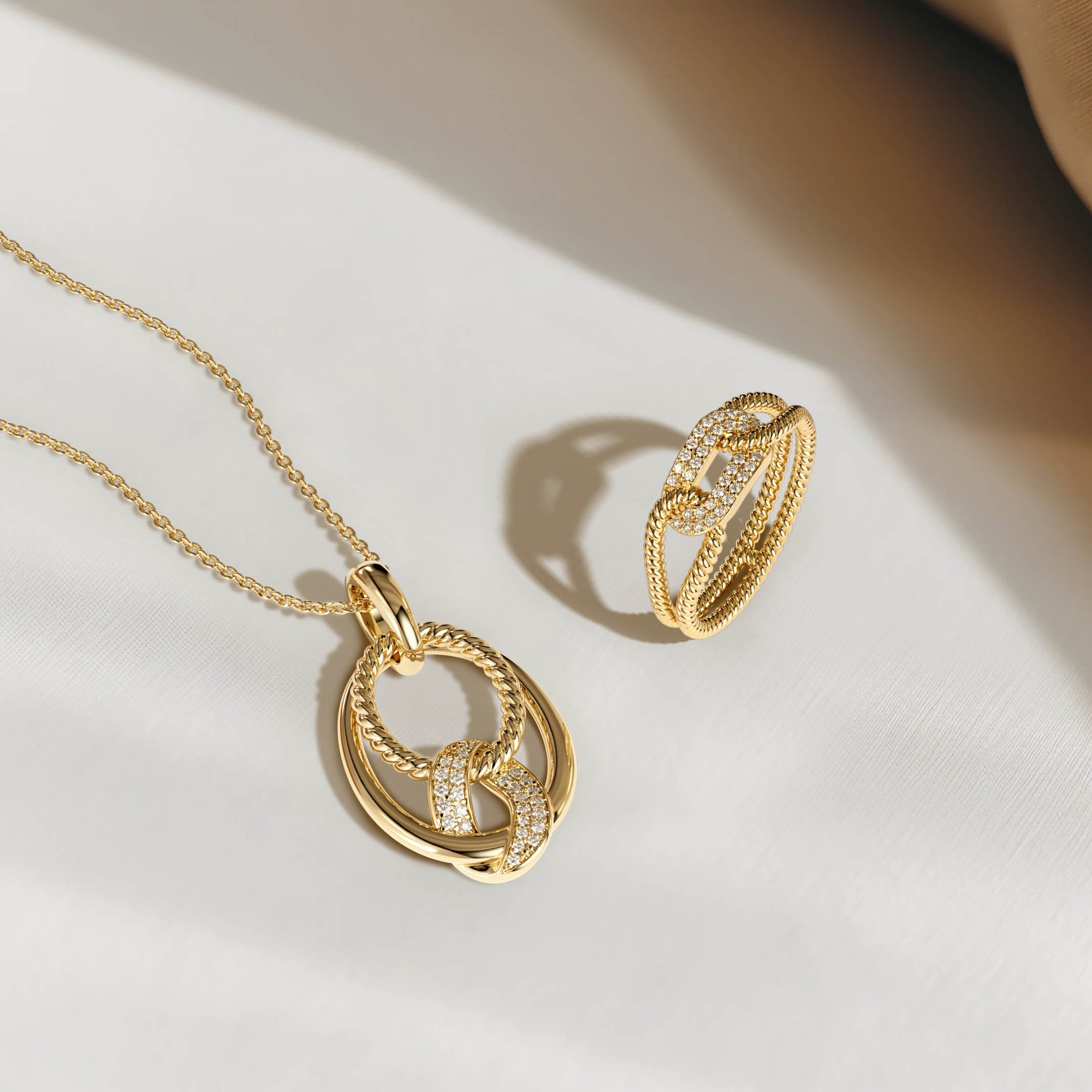 Interlocking Triple Ring - vanimy