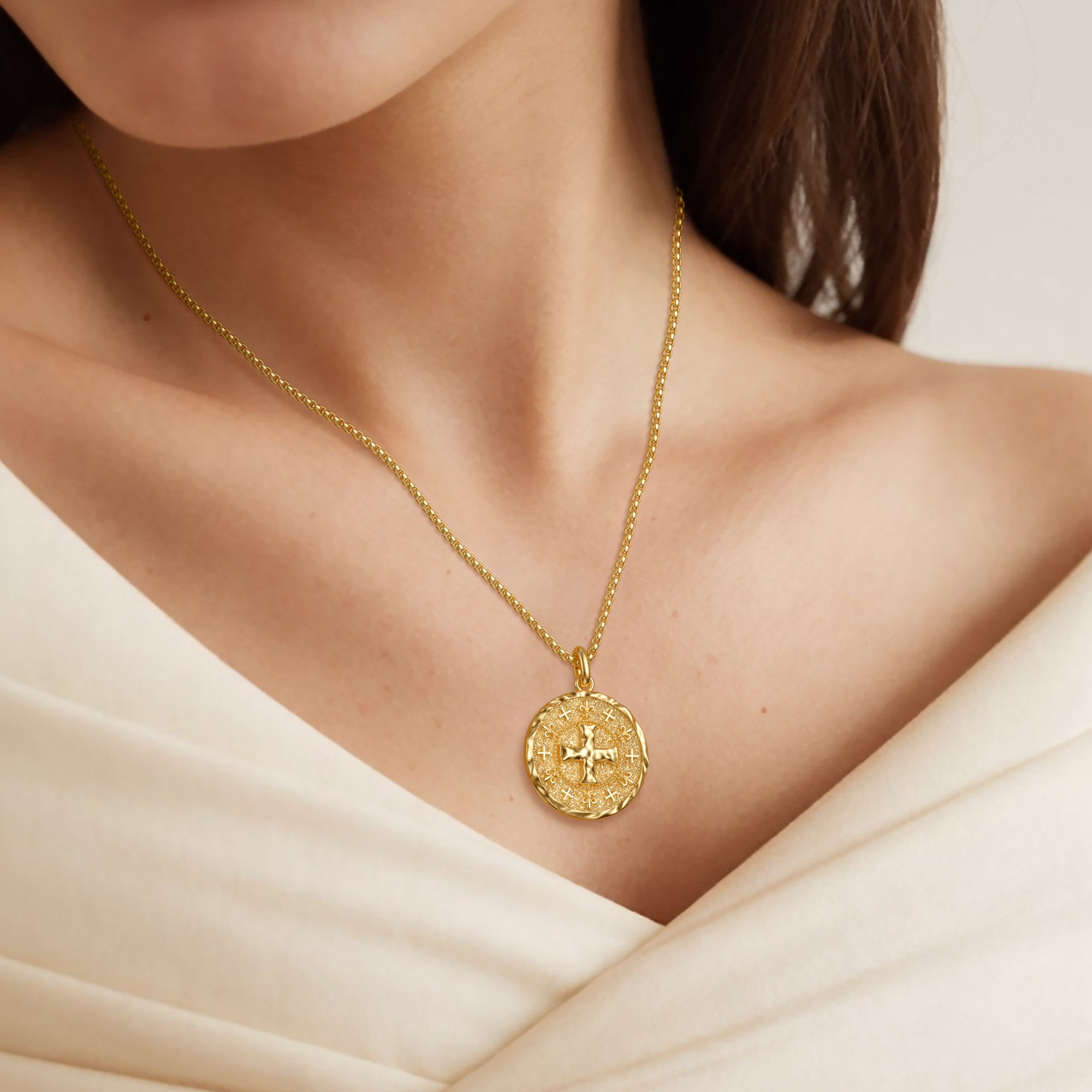 Gothic Liquid Lava Cross Fleur-de-Lis Medallion Necklace - vanimy
