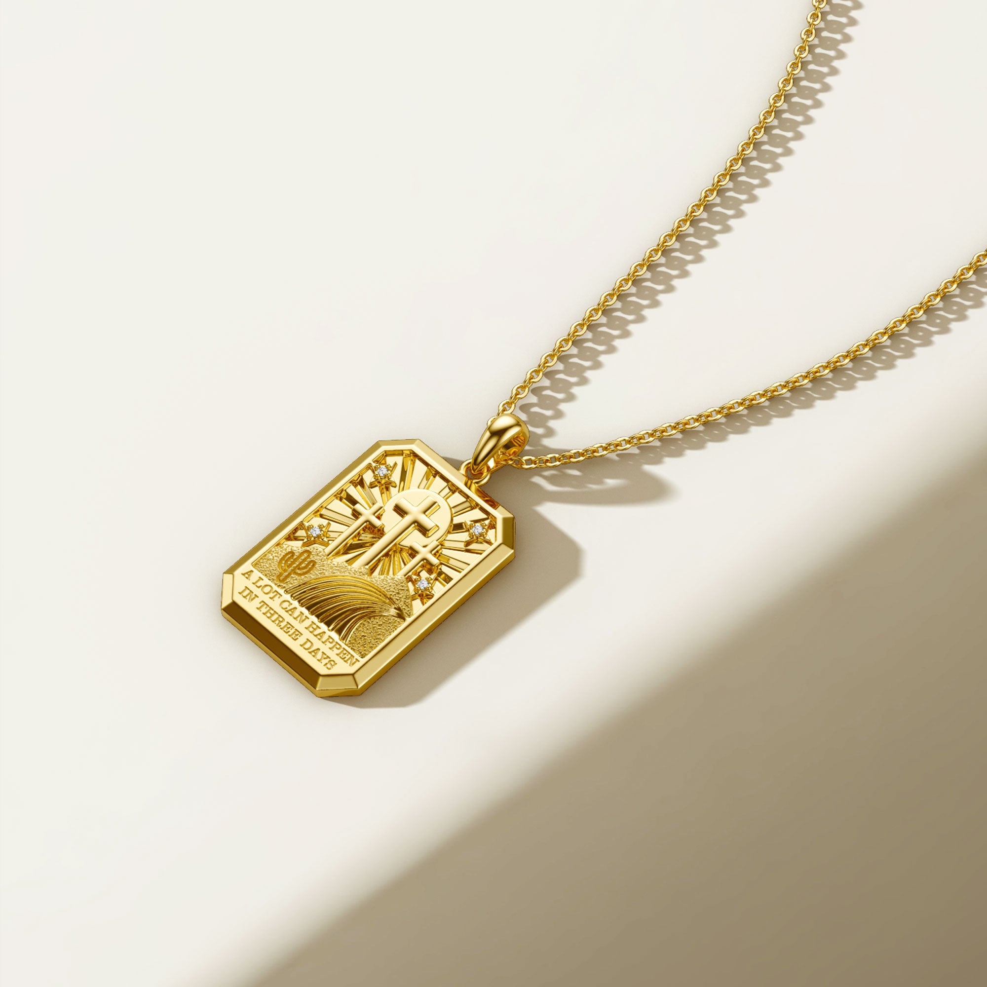Three Crosses Triumph Medallion Necklace - vanimy