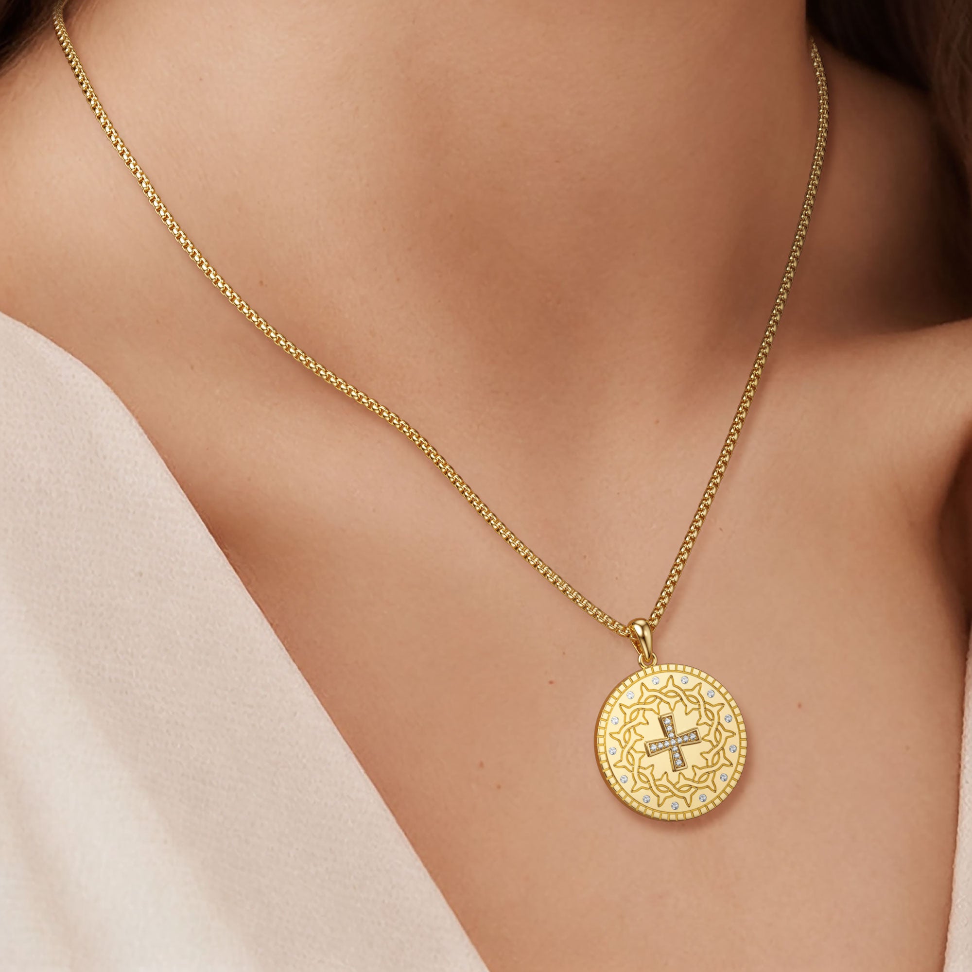 Personalized Cross Crown of Thorns Medallion Necklace - vanimy