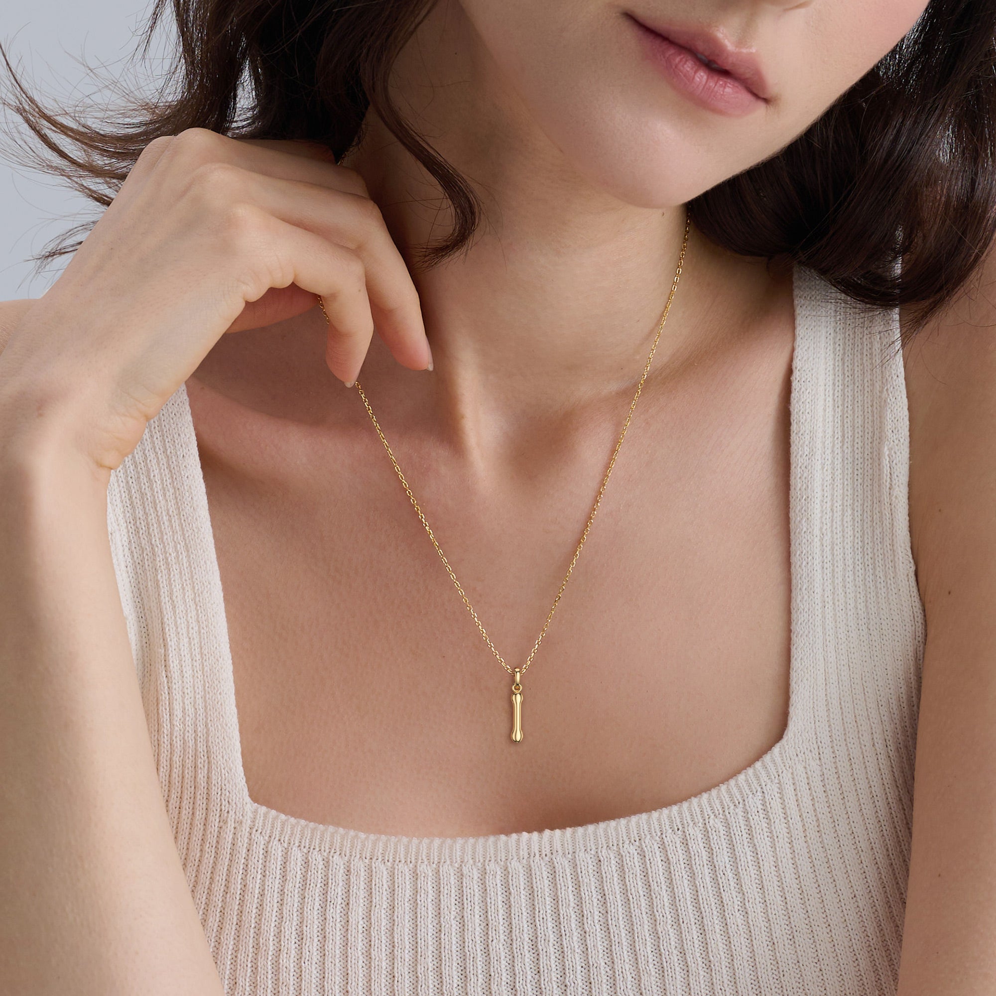 Bubble Initial Letter I Pendant Necklace