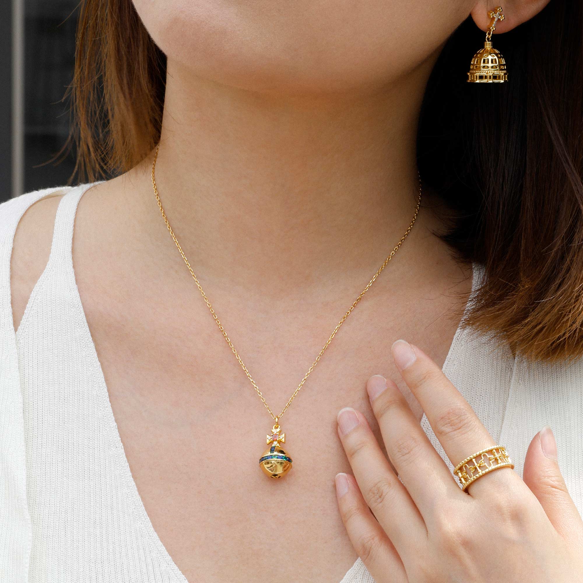 The Orb Necklace
