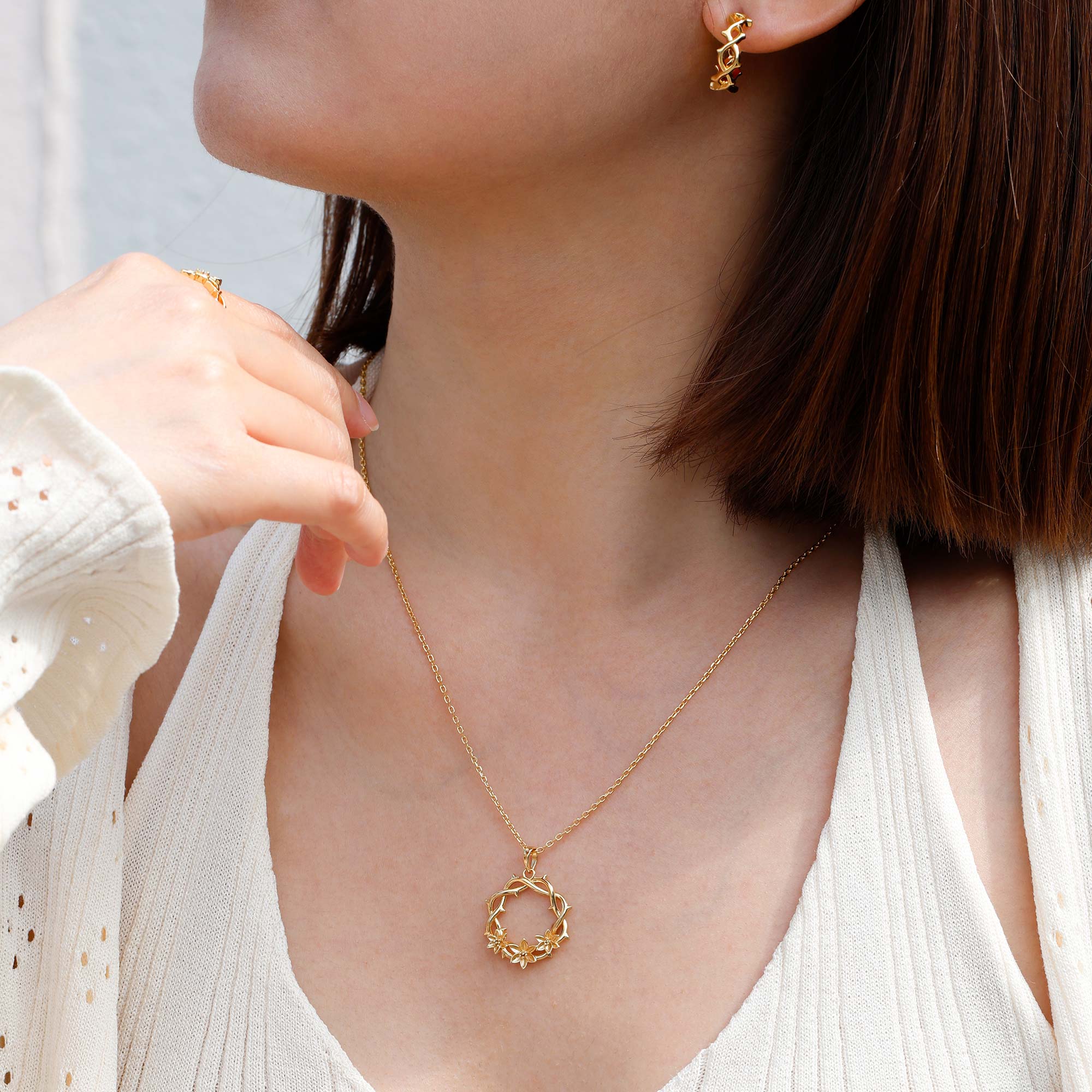 Collier avec pendentif tulipe en forme de couronne d'épines