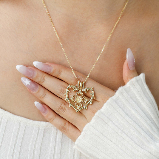 Sacred Bloom Daisy Love Birth Flower Necklace Set