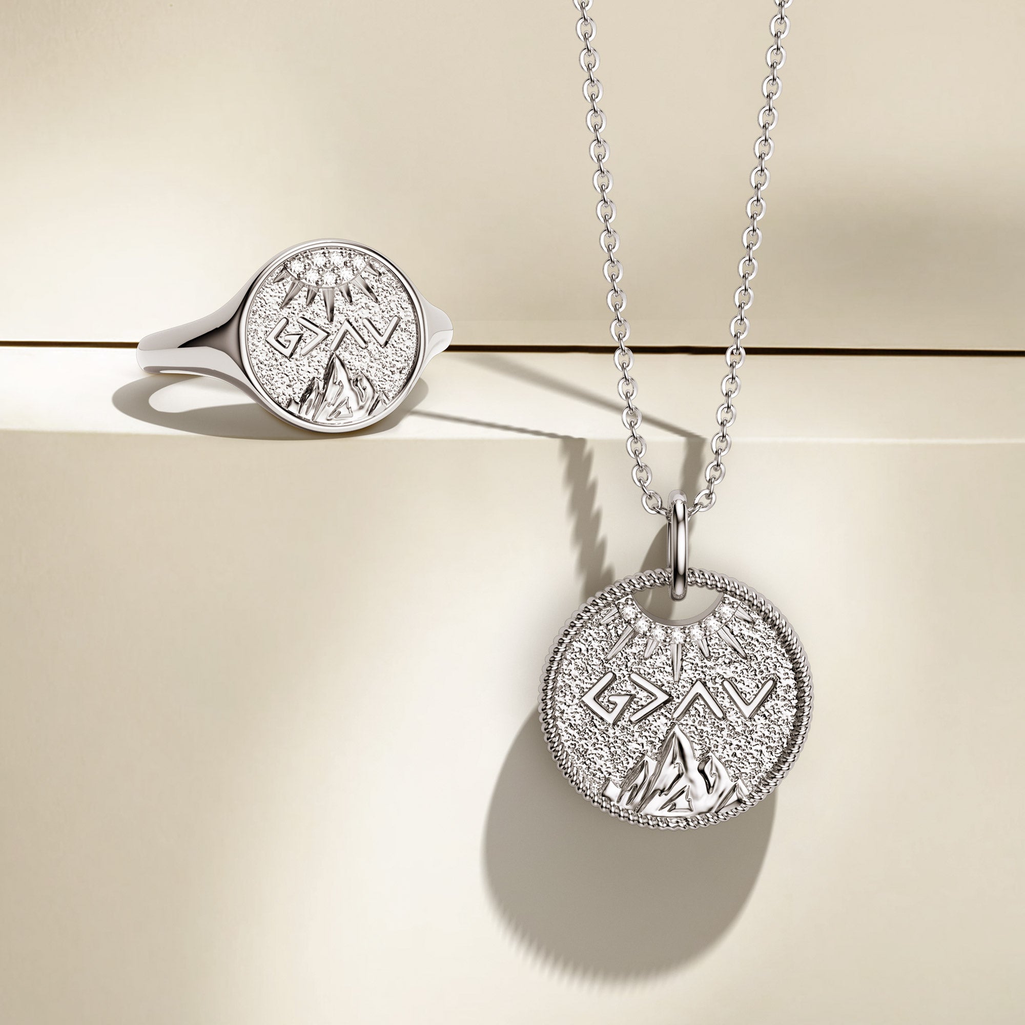 Highs And Lows Gold Coin Necklace - vanimy