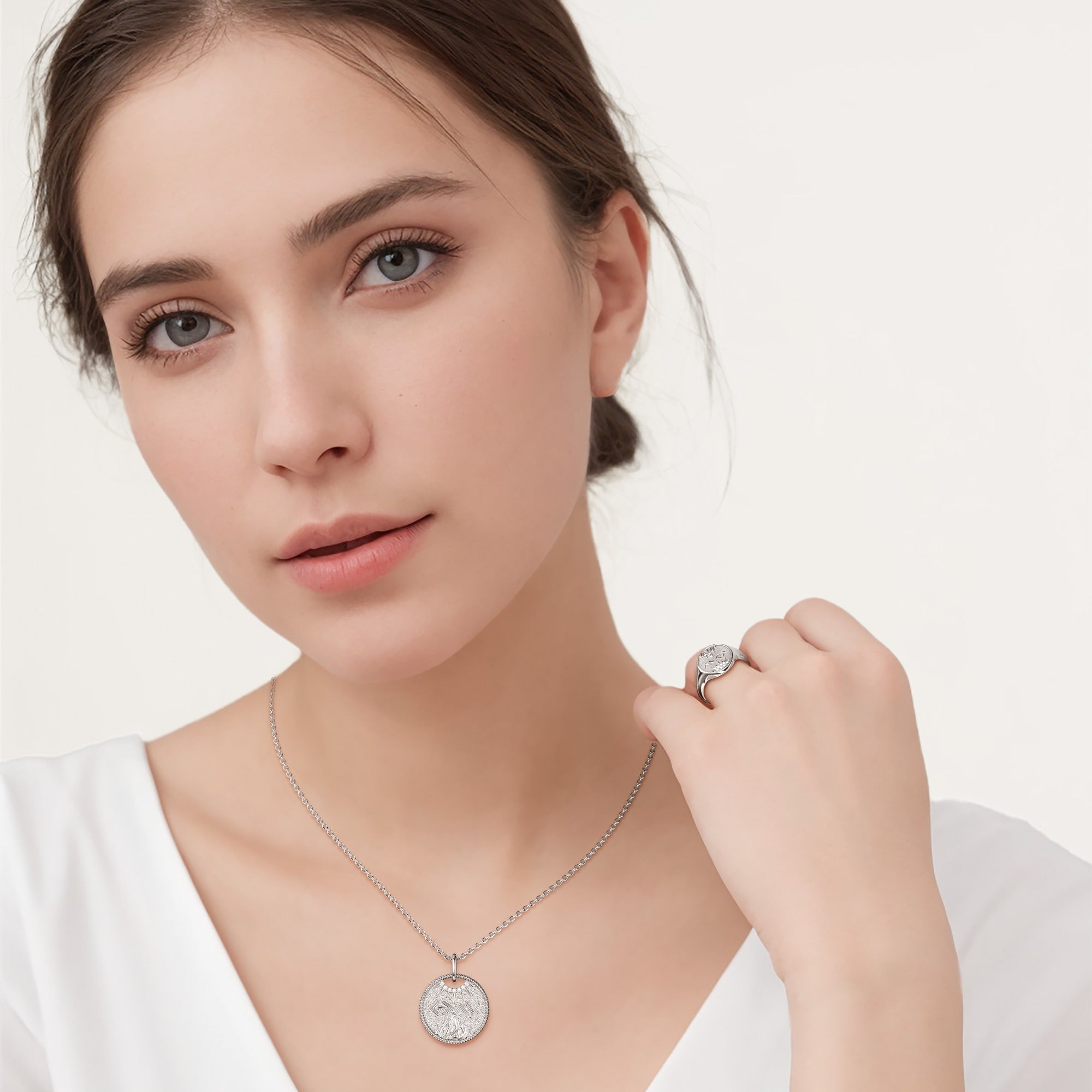 Highs And Lows Gold Coin Necklace - vanimy
