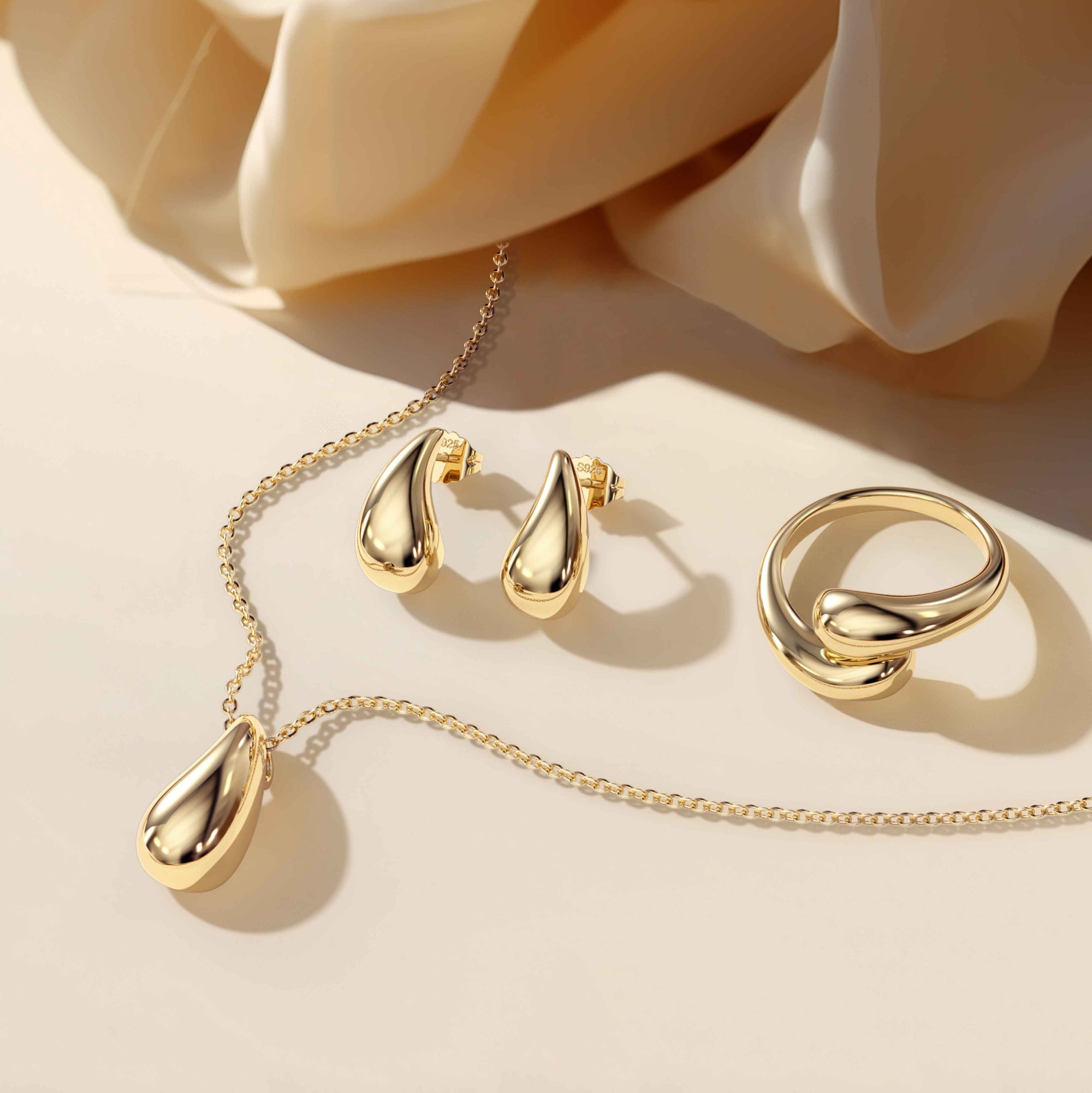 Raindrop Necklace - vanimy