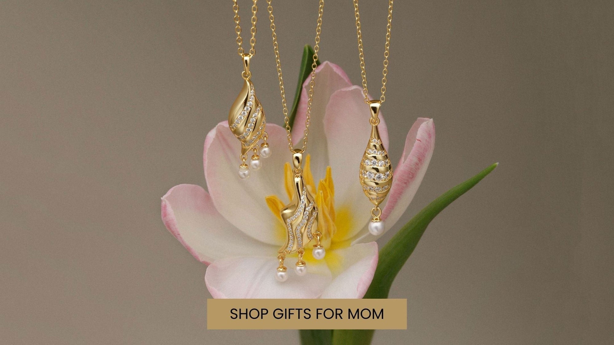 💐 Gift for Mom: Jewelry That Speaks What Words Sometimes Can’t