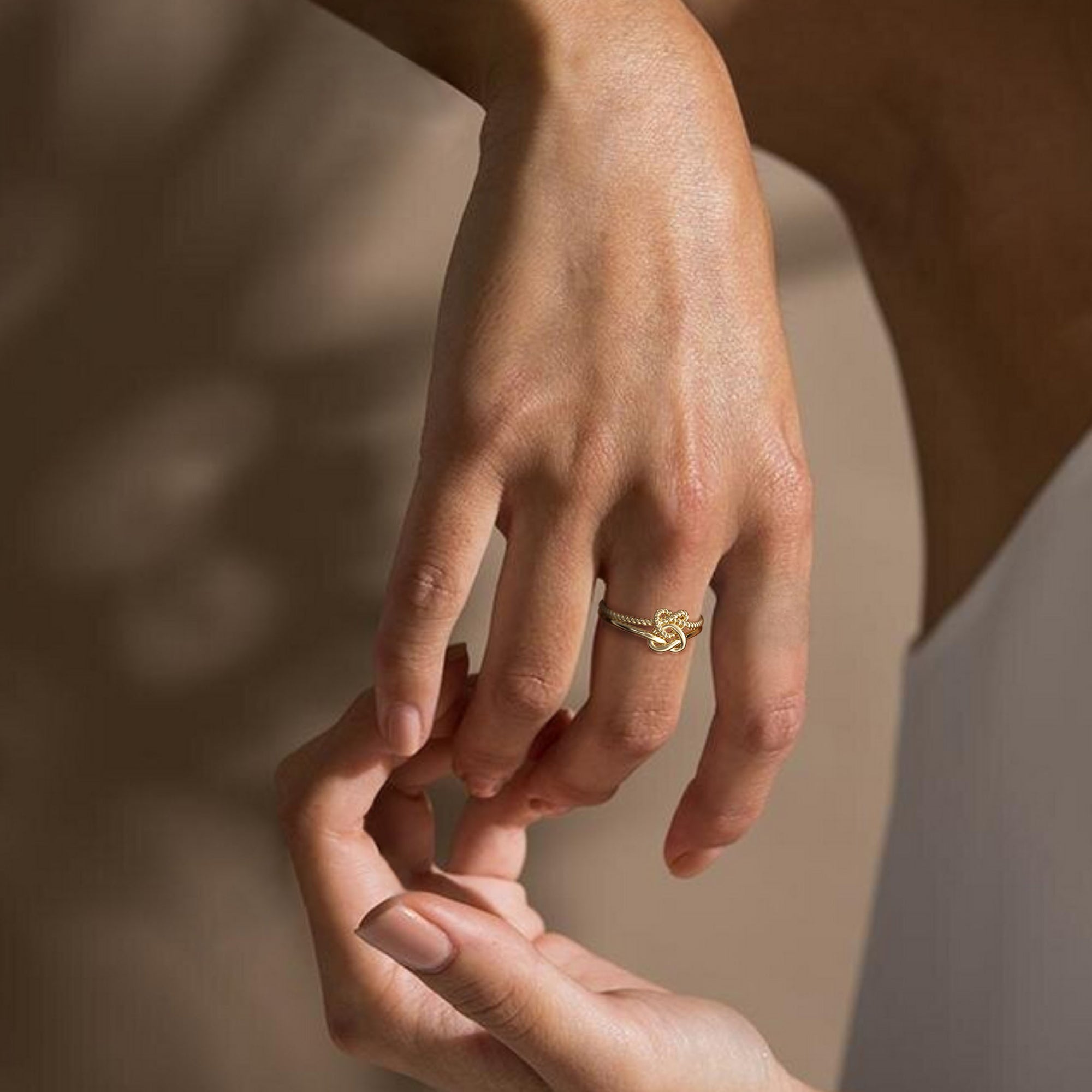Double Knotted Ring - vanimy