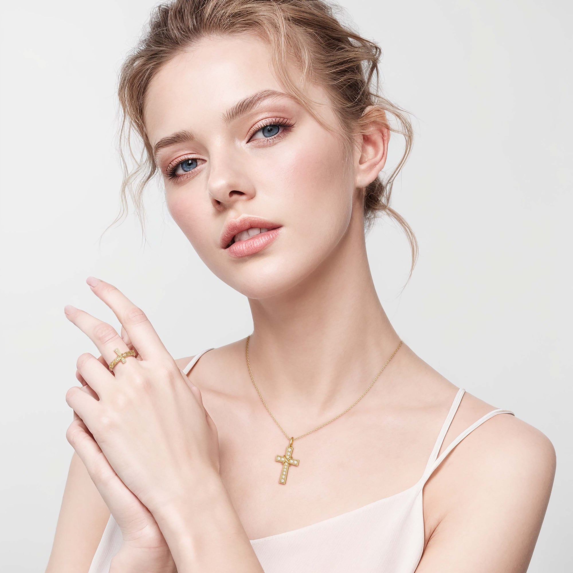 Pavé X Cross Ring - vanimy